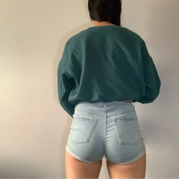 🌆StreetWear  Society Crop Top Sweater - Size Small, 90s Style, Vintage Vibes!🌆 - Picture 4 of 9